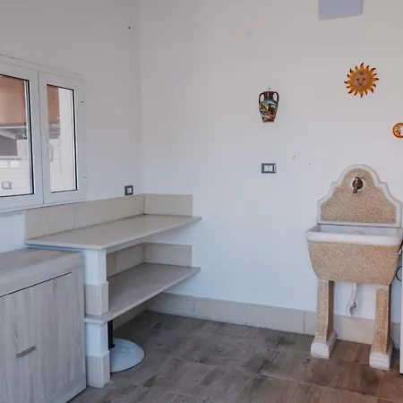 House Of The Three Lands טראביה